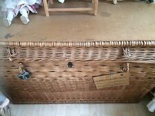 Alte Wäschetruhe (Flecht-Weidenkorb)