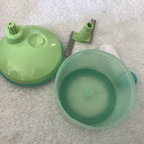 Tupperware quick chef top - tupperware, quick-chef