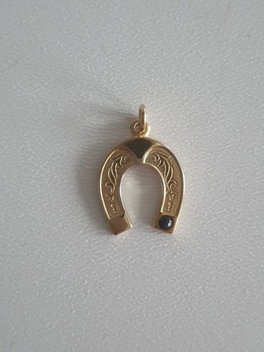Anhänger hufeisen mit onyx - hufeisen,