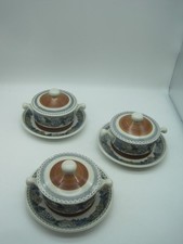 GOEBEL - BURGUND - SUPPENTASSE MIT UNTERTASSE UND DECKEL  - 3 Stück