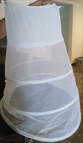 Unterrockreif brautkleid mode - brautkleid,