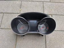 Mercedes Benz W205 C63 AMG Kombiinstrument Tachometer Anzeige A2059006021 Meilen