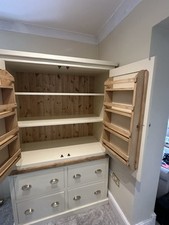 Handgefertigte freistehende