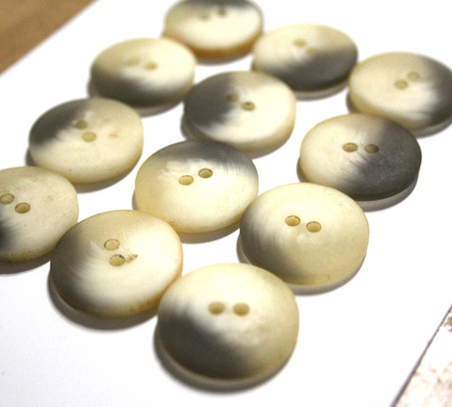 Beige graue knöpfe - beige-graue, mm