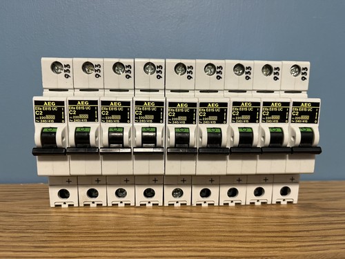 Aeg elfa e81s 2amp - c, typ