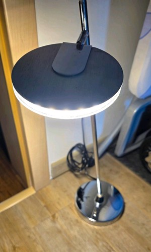 Moderne schreibtischlampe - moderne,