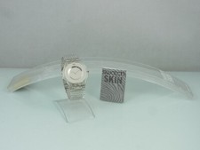 Swatch Skin SFK103 PAVED IN SILVER Ultra Flache Damenuhr Nr. 151 UNGETRAGEN 