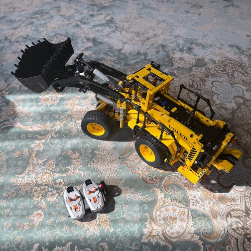 Lego technic volvo l350f - technic:,