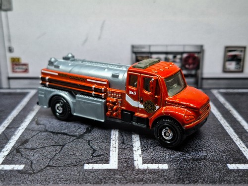 Matchbox freightliner - matchbox,