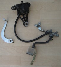 SUZUKI GSX 600 F TYP GN72B TOKICO BREMSANLAGE HINTEN BREMSPUMPE BREMSSATTEL