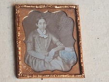 Daguerreotypie Photo a. Kupferplatte Frau im festlichem Kleid "Walsh" coloriert?
