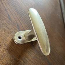  Alter Fenstergriff / Fensterwirbel / Fensterolive •  Bauhaus • Aluminium