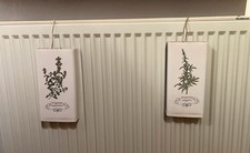 Zwei Luftbefeuchter für