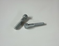 2x Schraube M8x45 für