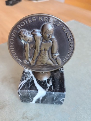 Verdienstmedaille - , d