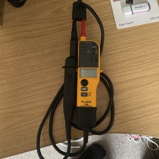 Fluke T130 Spannungs-/Durchgangsprüfer