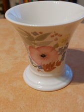 Wedgwood Trichtervase, Blumenmotive, Top Zustand
