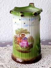 PORZELLAN-Scherzkrug am Boden