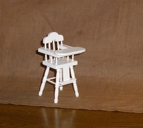 Hochstuhl weiss miniatur - hochstuhl, in