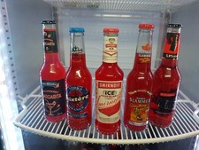 Flaschen sammlung alkopops smirnoff ice sierra vodka mix cocktail deko bar