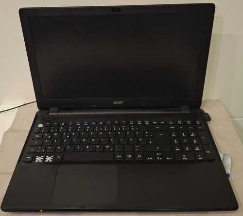 Acer extensa 2509 - acer, display
