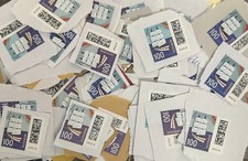 DEUTSCHLAND BRIEFMARKEN 100x 1,00€ UNGESTEMEPELT a. Papier Kiloware Matrixcode !