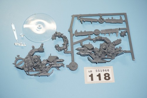 Warhammer 40k space ork - warhammer,