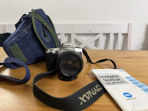 Konica minolta dynax - minolta,