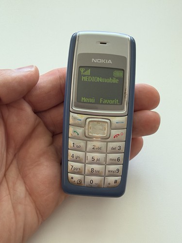 Retro vintage phone - retro, klein