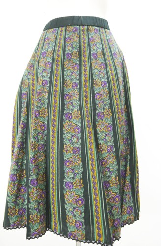 Second hand vintage - second-hand,