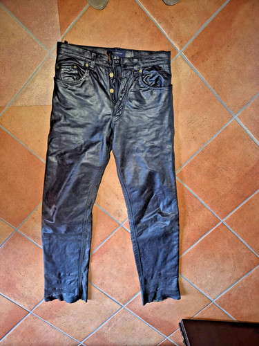 Schwarze herren lederhose - schwarze,