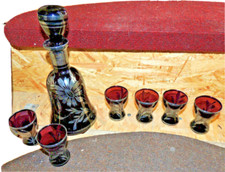 Altes Likörset aus Italien um