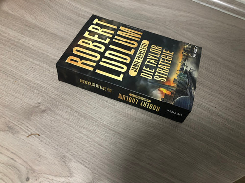 Robert ludlum jamie - robert, ludlum: