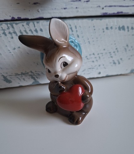 Goebel osterhase mit herz - osterhase,
