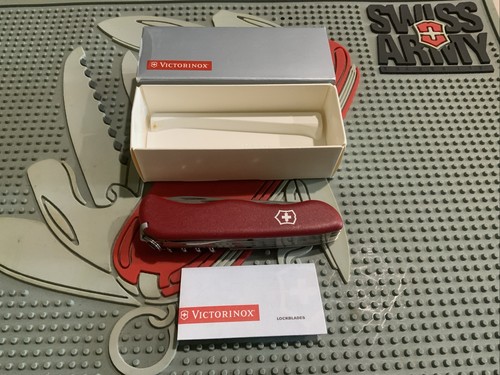 Victorinox swiss army knife - swiss,