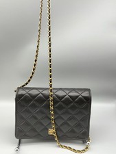 GIVENCHY 4G Logo Chain Quilted