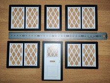 Not Hobbies Rundes Eck Puppenhaus 12 Doppel-, 1 Einzelfenster & 1 Türgitter