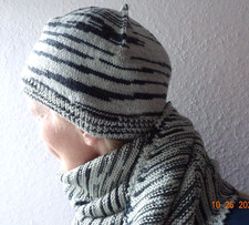 Schal aus Opal Wolle, 34 x 194 cm + Mütze u. Handschuhe, Schwarz/Hellgrau, neu