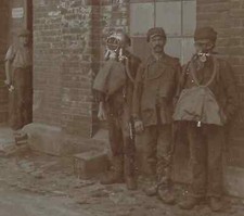 35/1065 AK FOTO TAUCHER OHNE SAUERSTOFF - FLASCHE ? - ALTE TECHNIK  ????????????