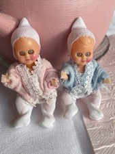 Vintage Babypuppe mit Schlafaugen für Puppenhaus