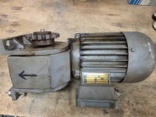 Drehstrommotor S5.2071N-4KL, 0,37KW mit Winkelgetriebe gebraucht,