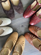 5 Paar Vintage Damenschuhe
