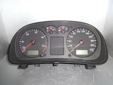VW Golf 4 1J 1,9TDI Tacho Tachometer Kombiinstrument VDO 1J0920801E 110008957036