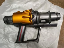 Dyson V12 Gehäuse und Zyklon 971640-11 möglicher Weise defekt