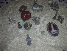  alte Puppenstube/ kleines Zinnkonvolut als Deko f. die Puppenstube