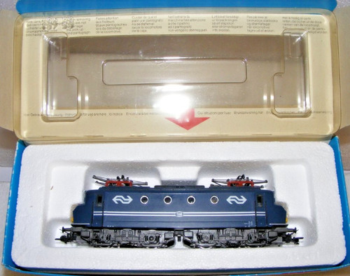 Märklin 3327 lok 1135 - ns,