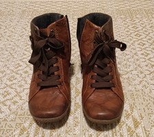 Damen - Winterschuh von Remonte mit Textmembran in der Farbe Braun, in Größe 42