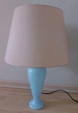 Antike Tischlampe,  Glasfuss