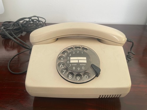 Wählscheiben telefon retro - wählscheiben,