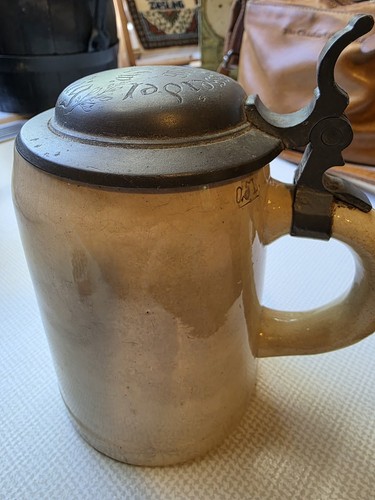 Historischer steinkrug mit - steinkrug,